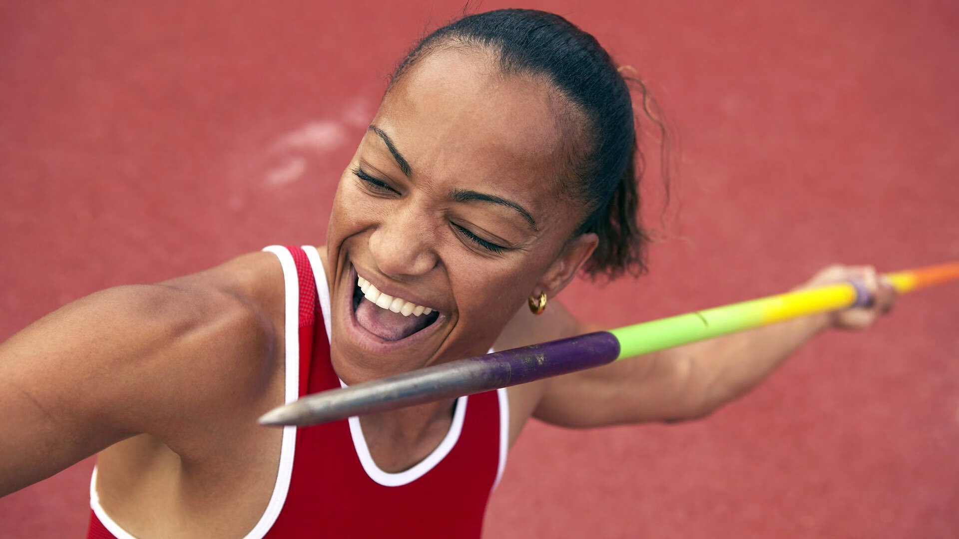 比赛暂停环节引入健康提示互动短片,暂缓比赛的通知