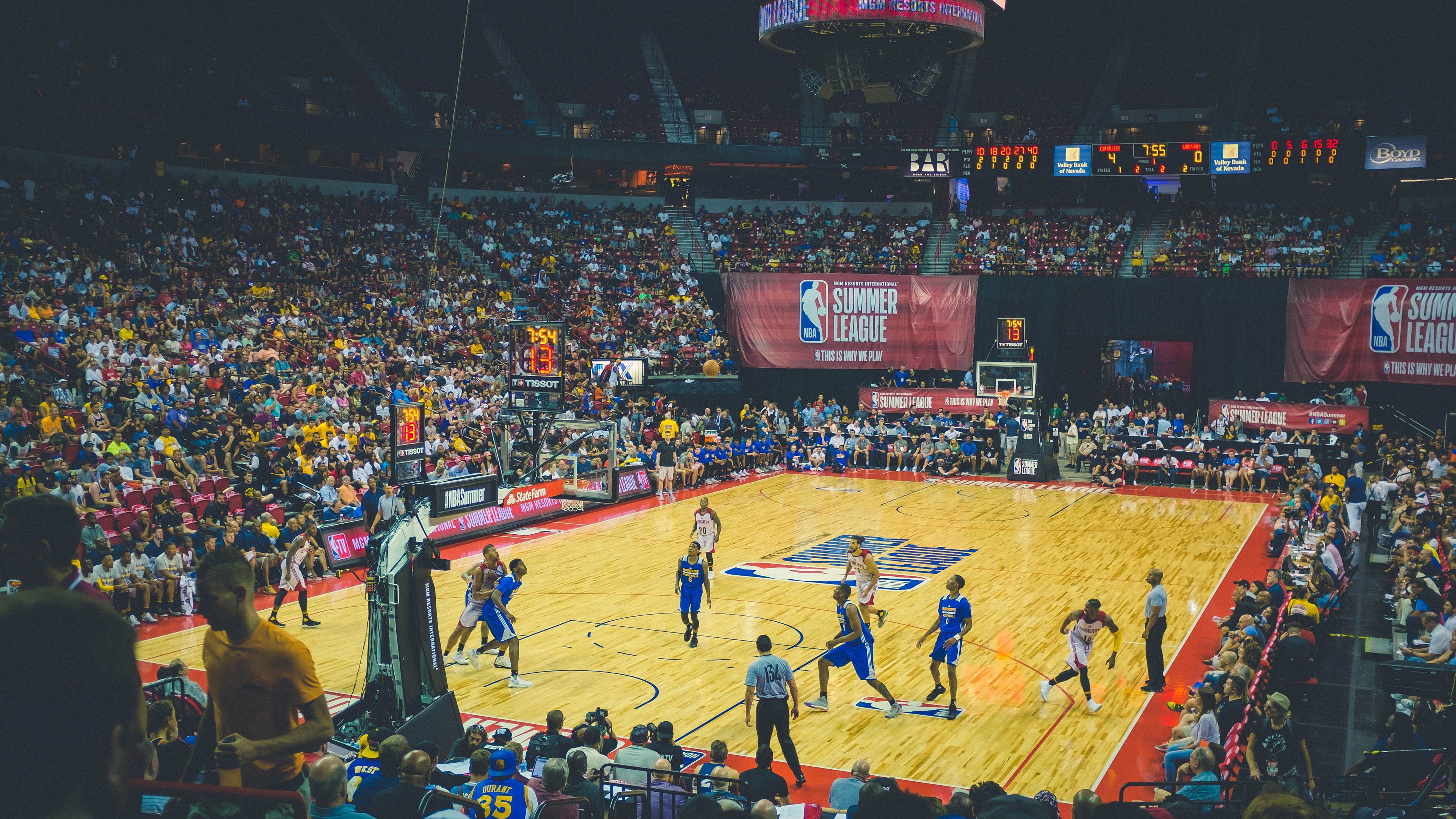 乌干达女篮在非洲锦标赛中激情四溢，体育事业繁荣发展，乌干达篮球比赛